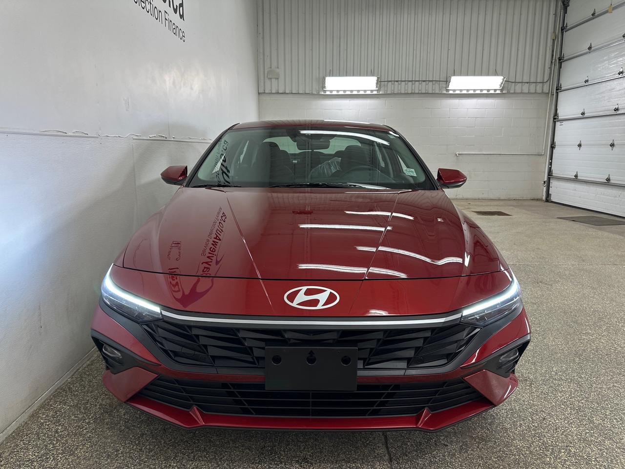 2024 Hyundai Elantra Preferred Photo
