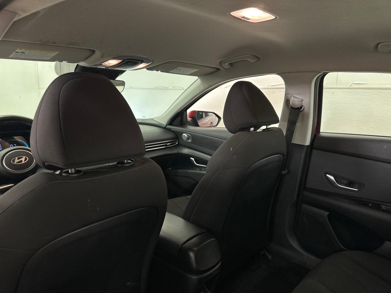2024 Hyundai Elantra Preferred Photo