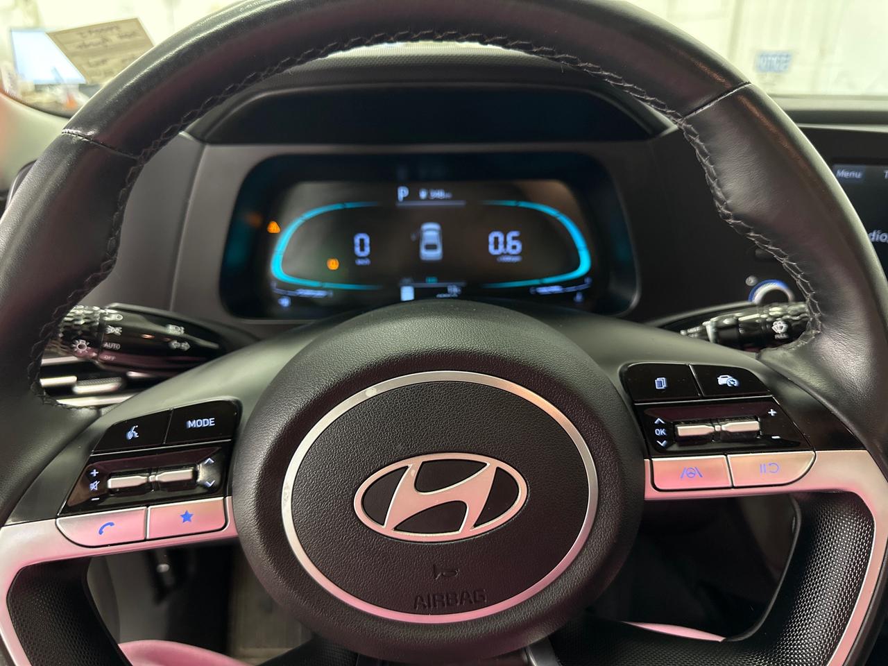 2024 Hyundai Elantra Preferred Photo