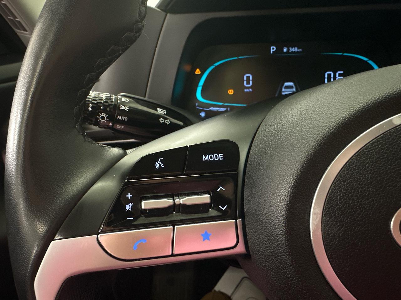 2024 Hyundai Elantra Preferred Photo