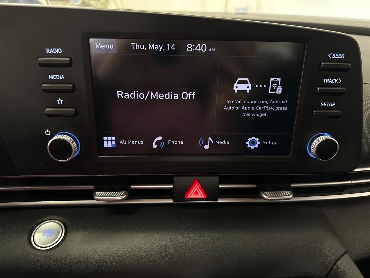 2024 Hyundai Elantra Preferred Photo