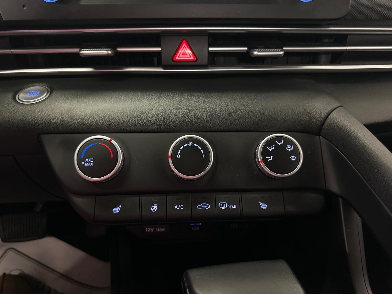 2024 Hyundai Elantra Preferred Photo