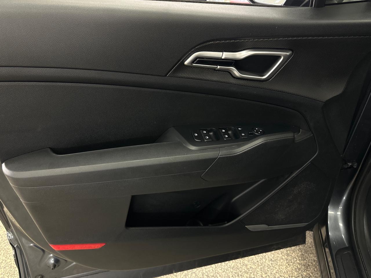 2023 Kia Sportage LX 4dr All-wheel Drive Photo