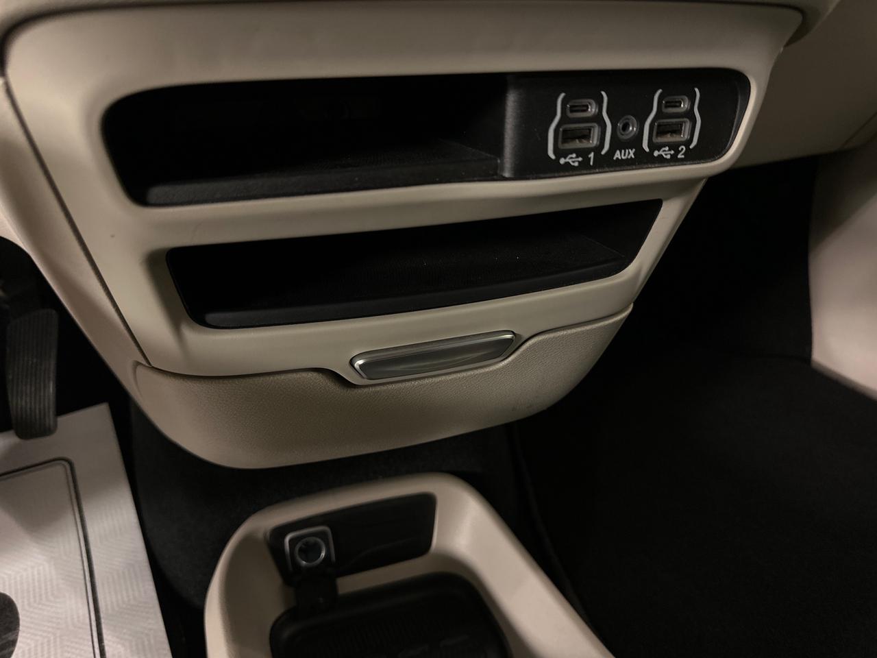 2024 Chrysler Grand Caravan SXT Front-Wheel Drive Passenger Van Photo