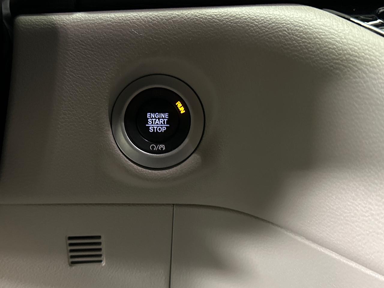 2024 Chrysler Grand Caravan SXT Front-Wheel Drive Passenger Van Photo