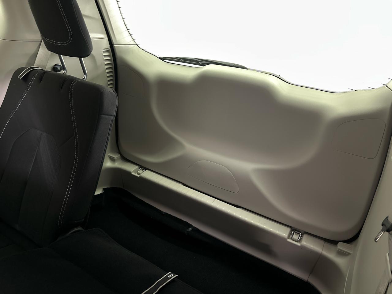 2024 Chrysler Grand Caravan SXT Front-Wheel Drive Passenger Van Photo
