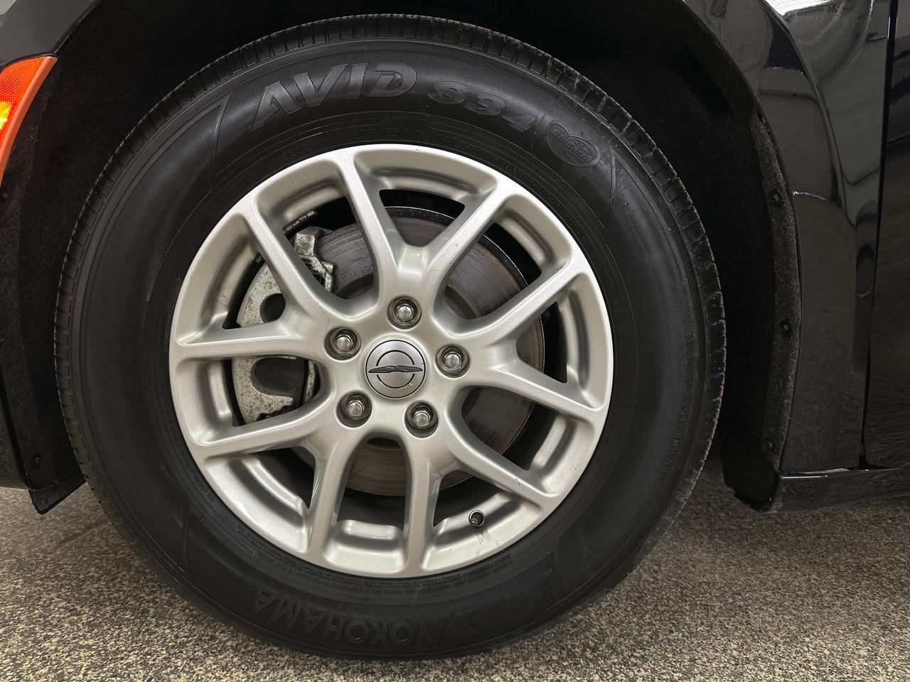 2024 Chrysler Grand Caravan SXT Front-Wheel Drive Passenger Van Photo