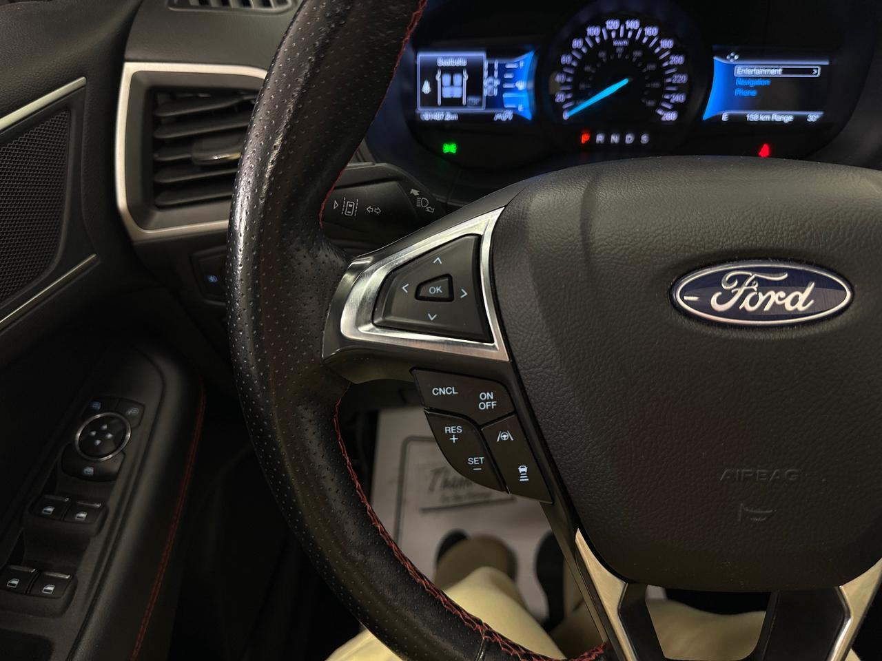 2022 Ford Edge ST Line Photo