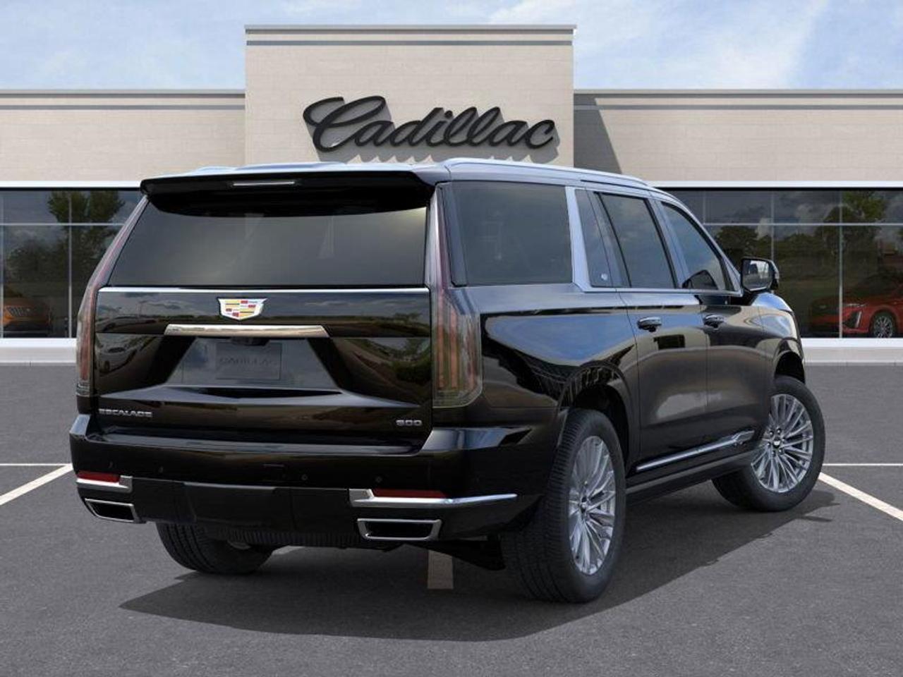 2026 Cadillac Escalade ESV Luxury 4dr 4x4 Photo3