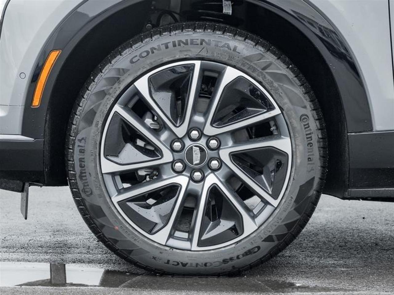 2026 Cadillac OPTIQ Sport 4dr Photo