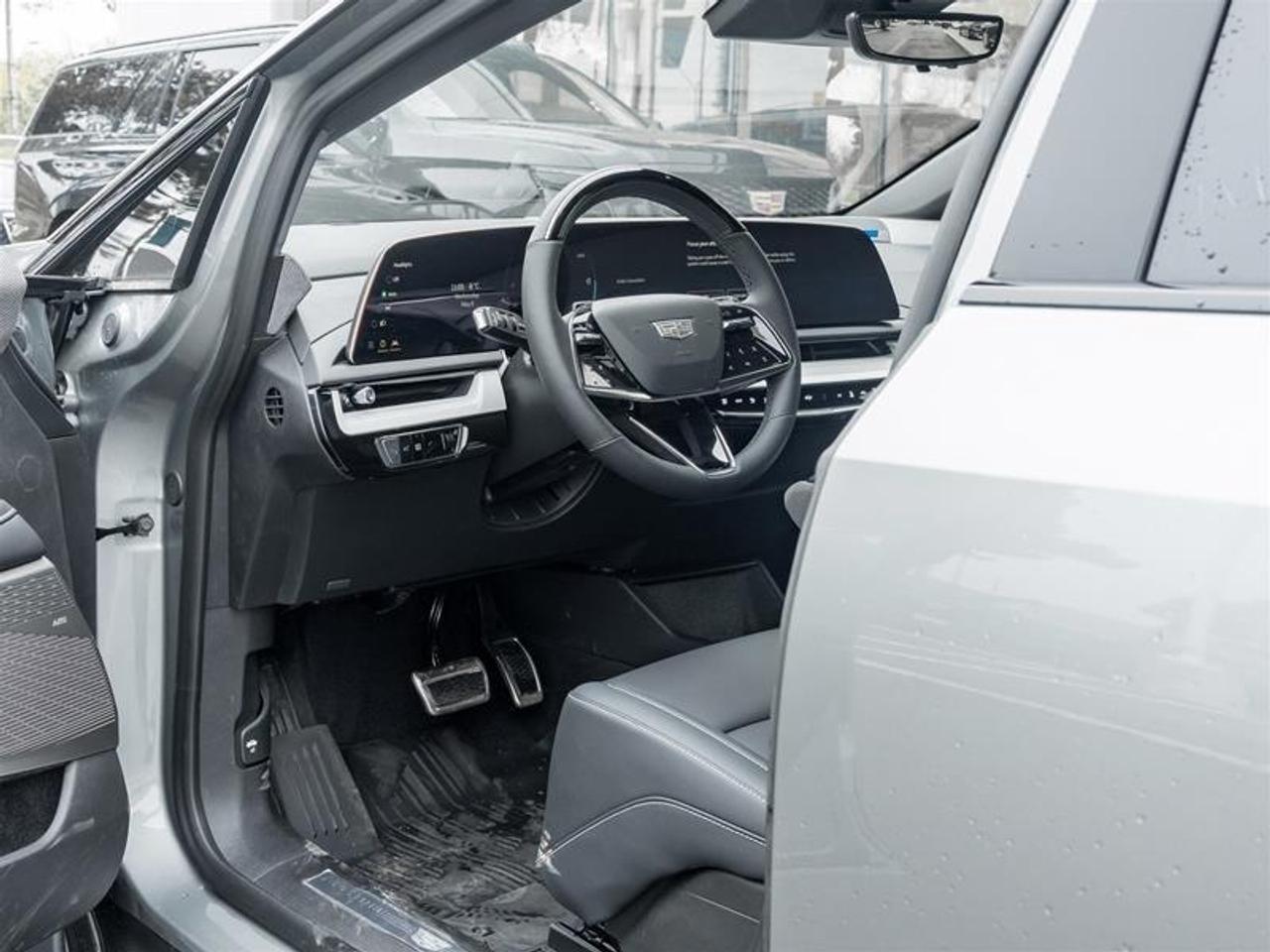 2026 Cadillac OPTIQ Sport 4dr Photo