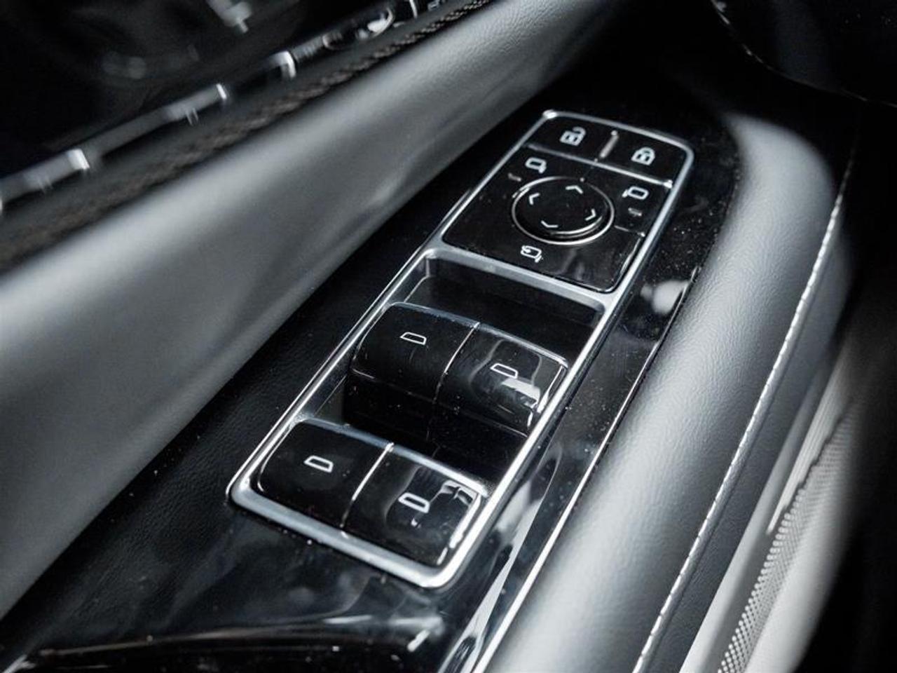 2026 Cadillac OPTIQ Sport 4dr Photo