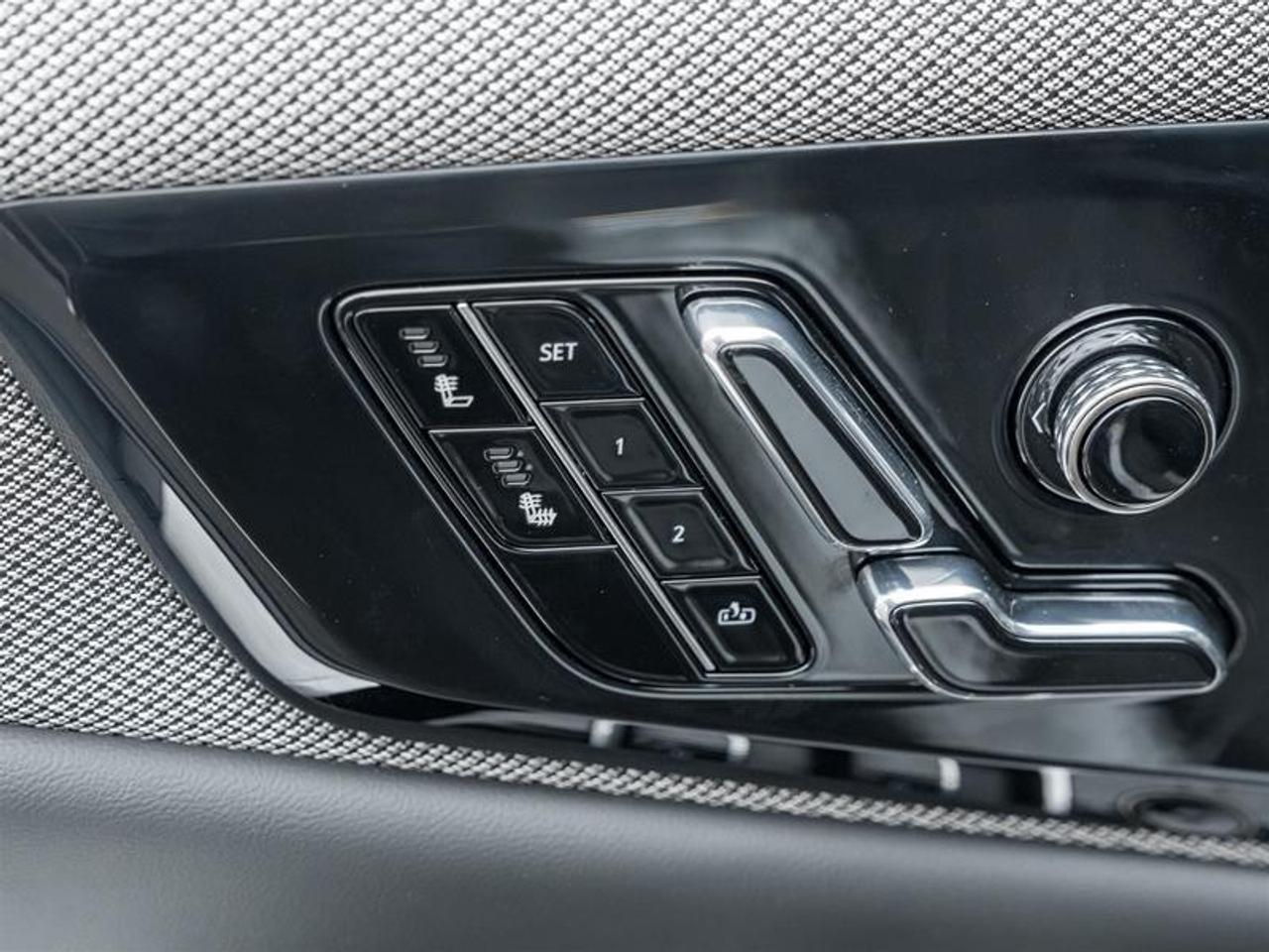2026 Cadillac OPTIQ Sport 4dr Photo