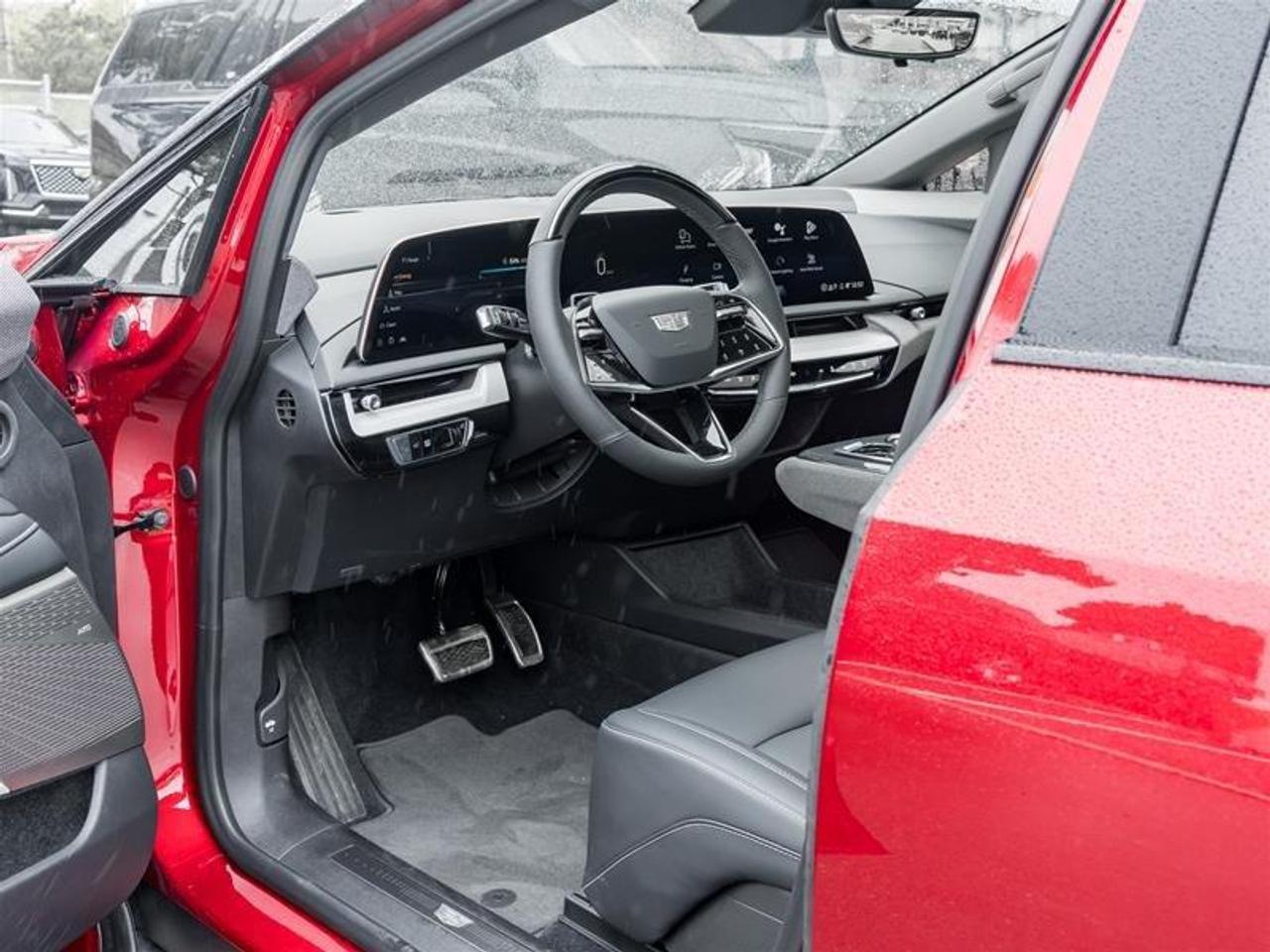 2026 Cadillac OPTIQ Sport 4dr Photo