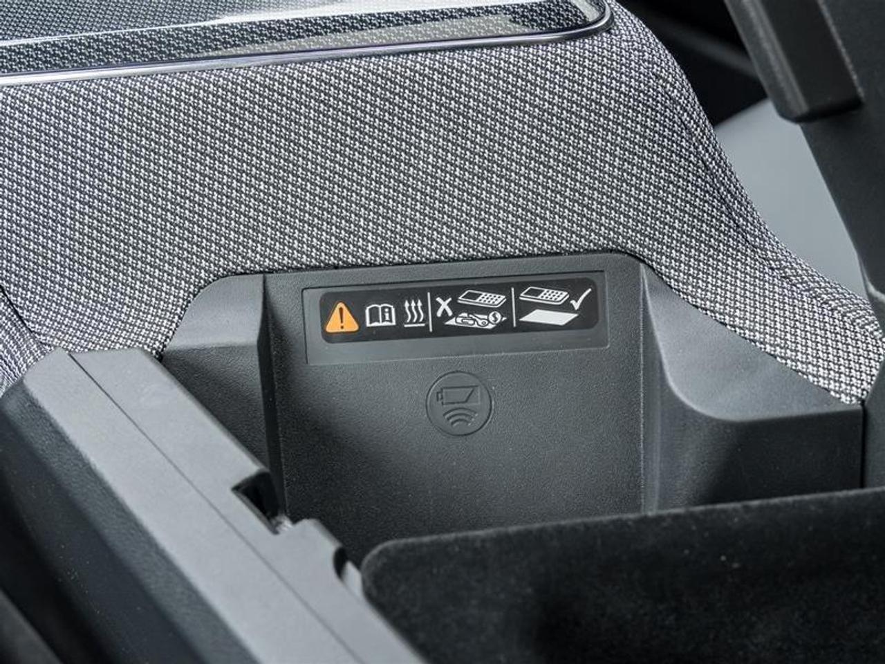 2026 Cadillac OPTIQ Sport 4dr Photo