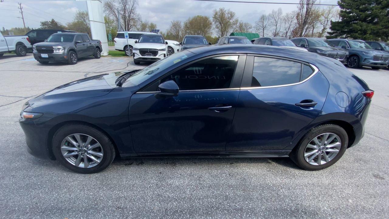 2024 Mazda Mazda3 Sport GS Photo