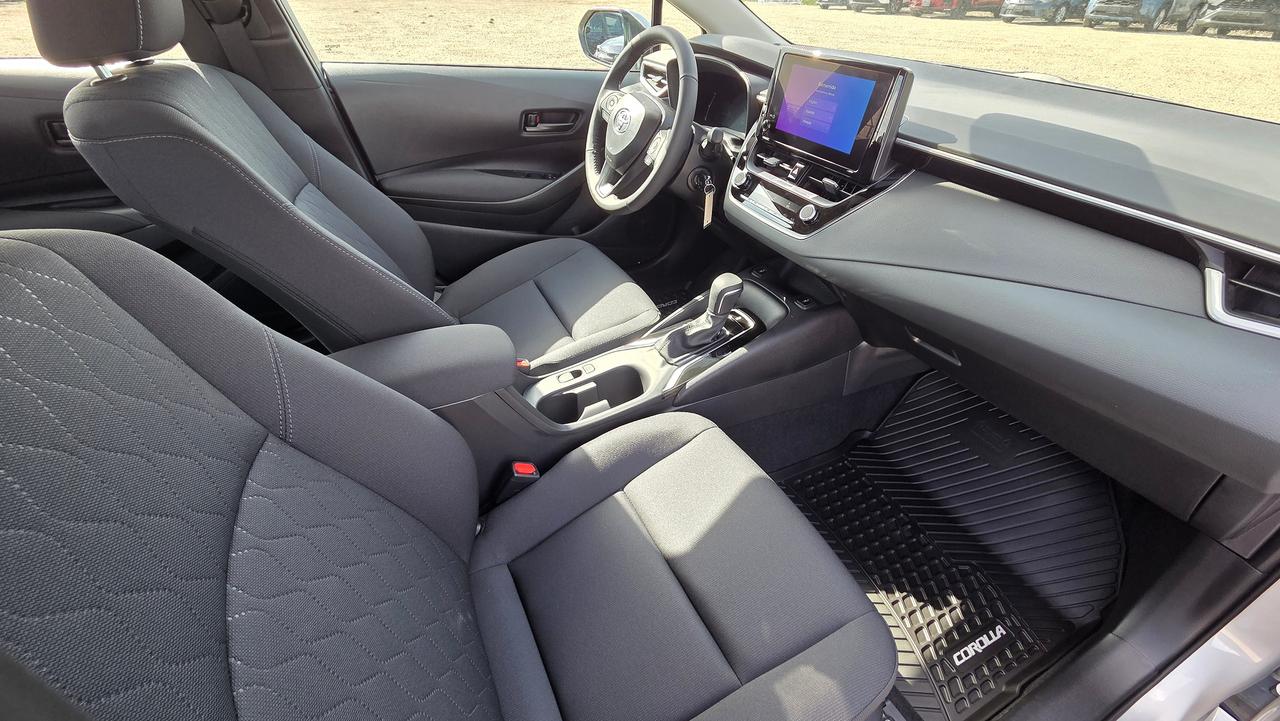 2026 Toyota Corolla LE Photo