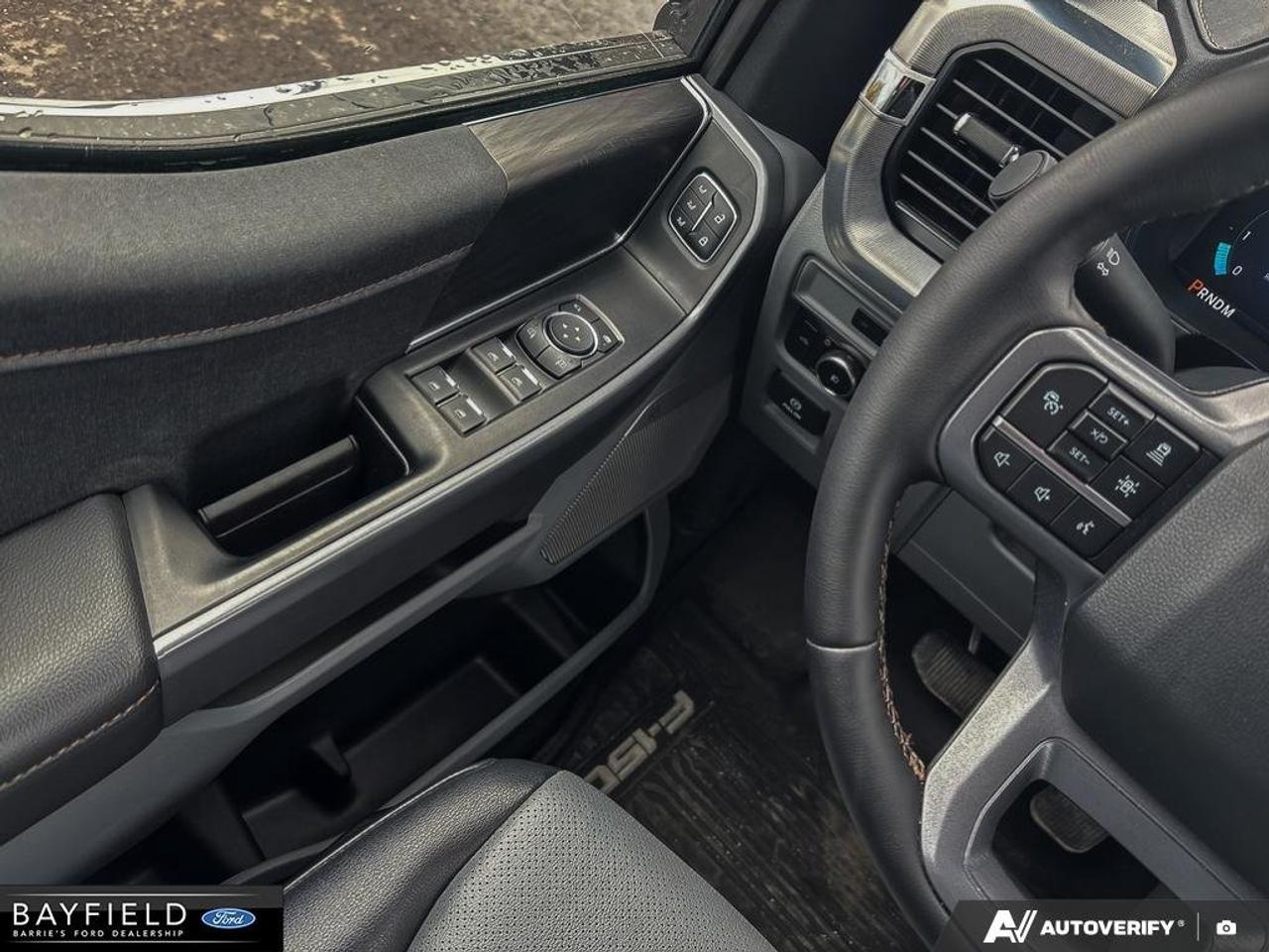 2025 Ford F-150 Lariat Photo