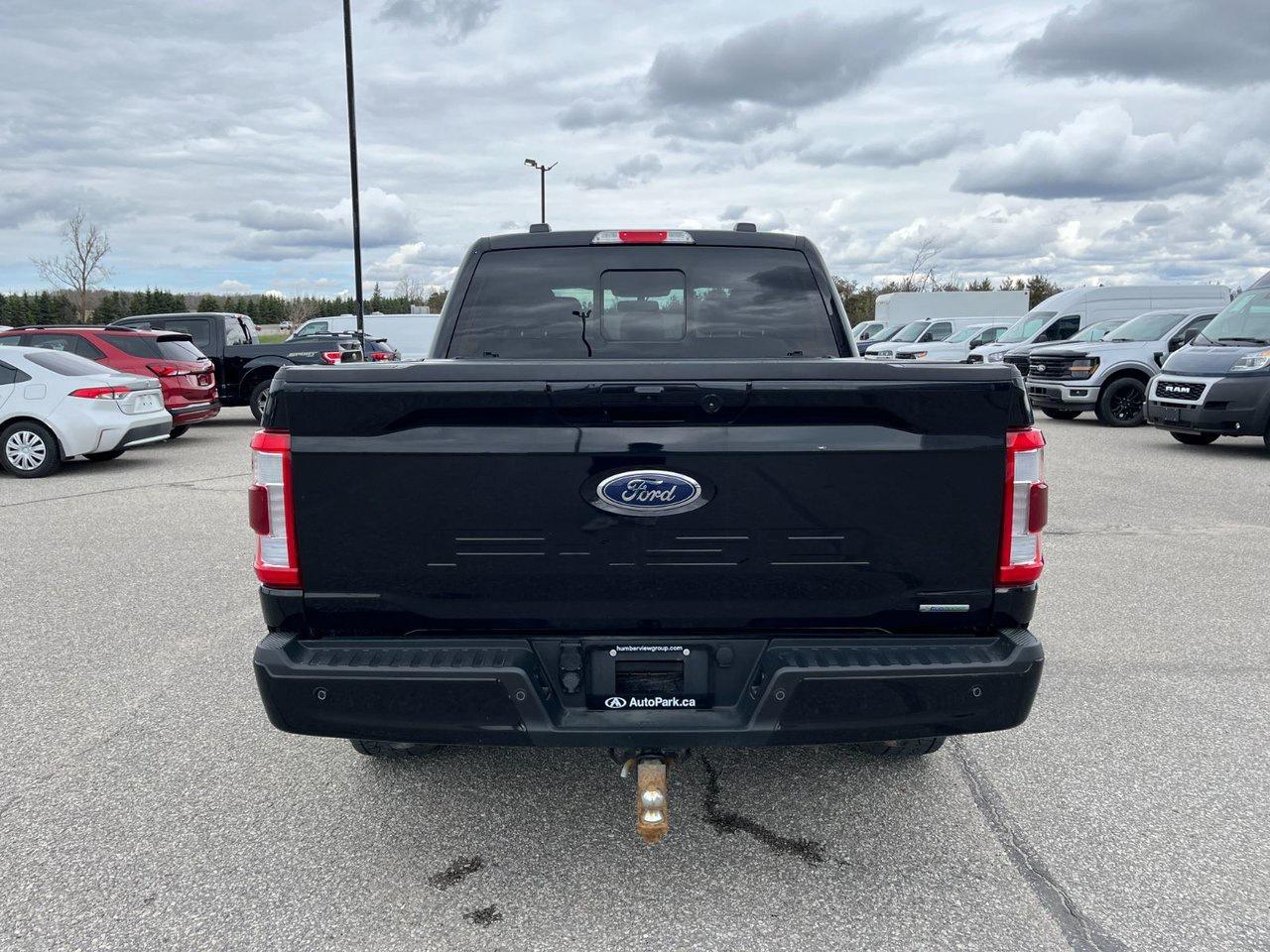 2022 Ford F-150 Lariat 4WD SuperCrew 5.5' Box Photo