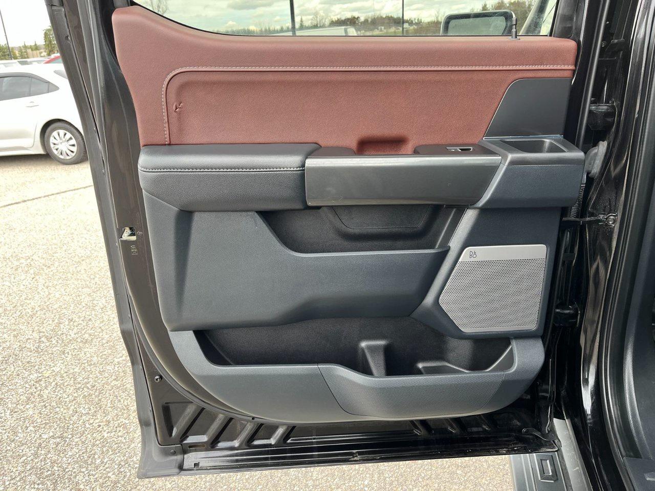2022 Ford F-150 Lariat 4WD SuperCrew 5.5' Box Photo