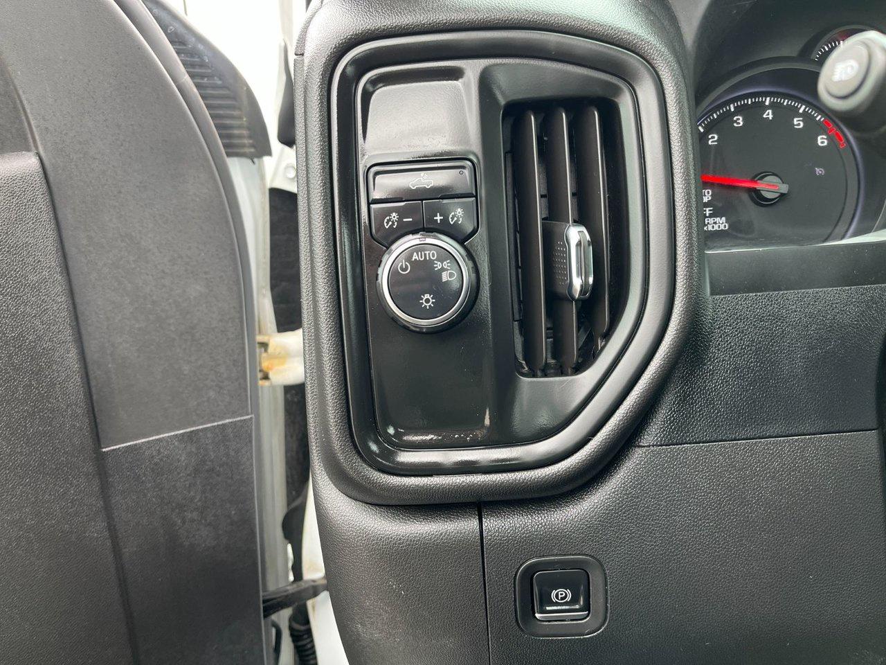 2023 Chevrolet Silverado 1500 2WD Reg Cab 140 Work Truck Photo