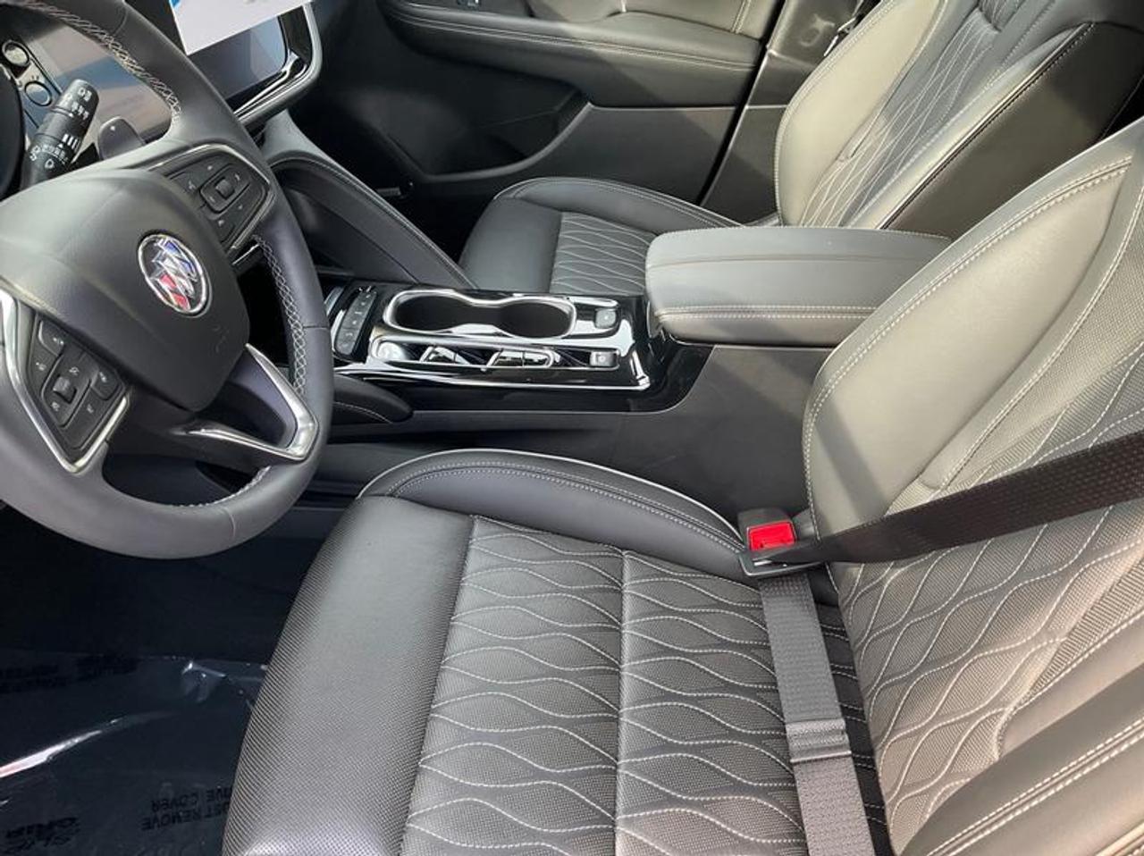 2022 Buick Envision Avenir Photo