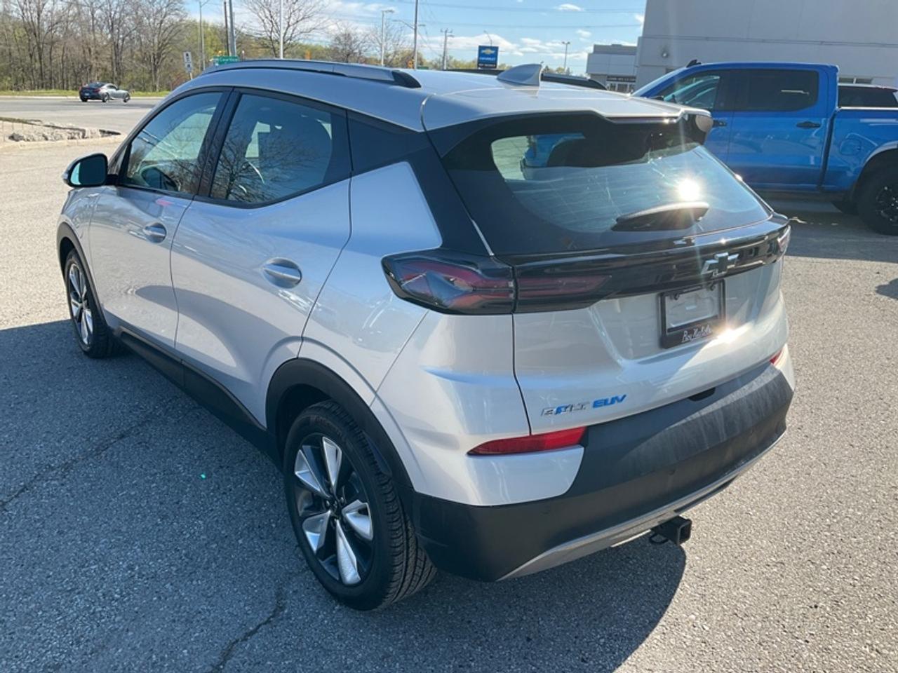 2023 Chevrolet Bolt EUV LT Photo