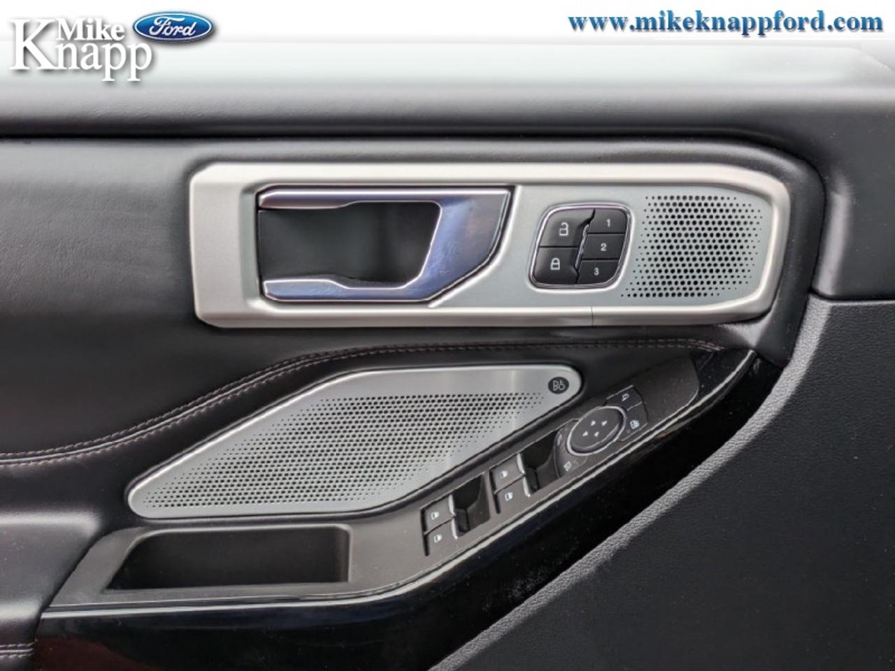 2021 Ford Explorer Platinum Photo
