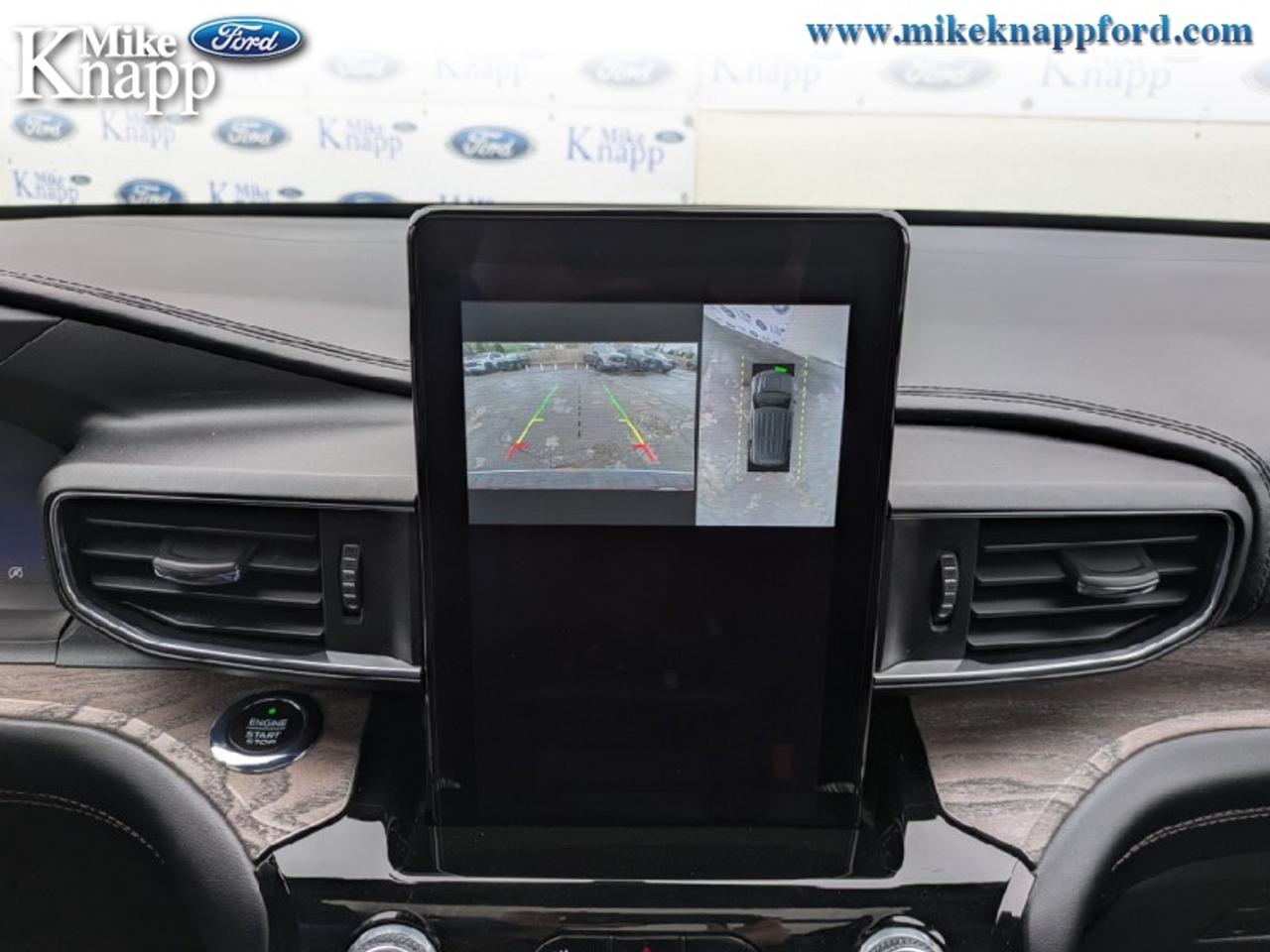 2021 Ford Explorer Platinum Photo