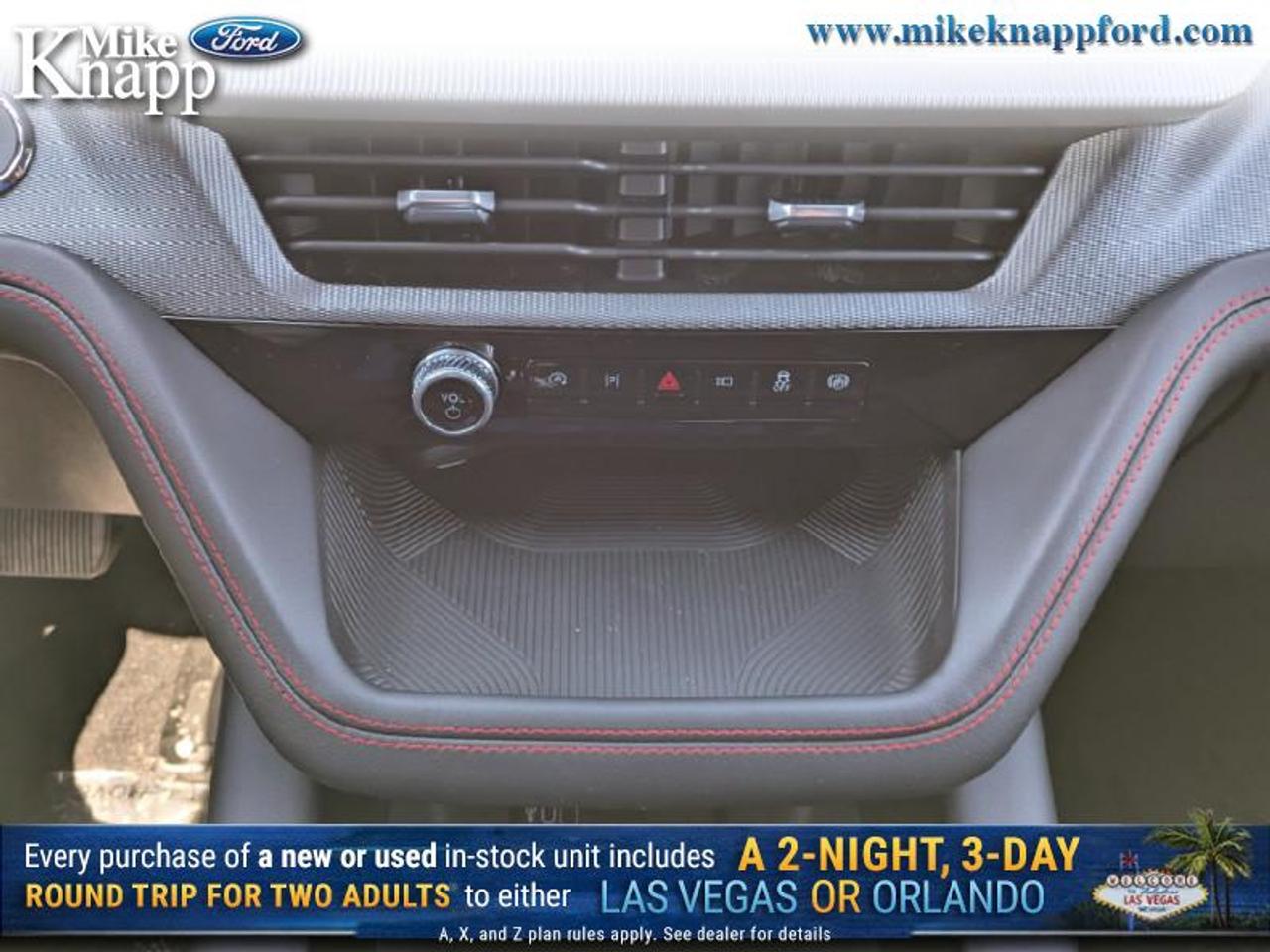 2026 Ford Explorer ST-Line Photo