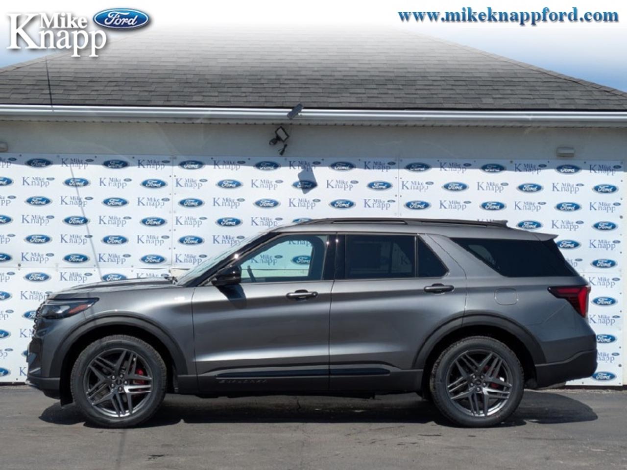 2026 Ford Explorer ST-Line Photo