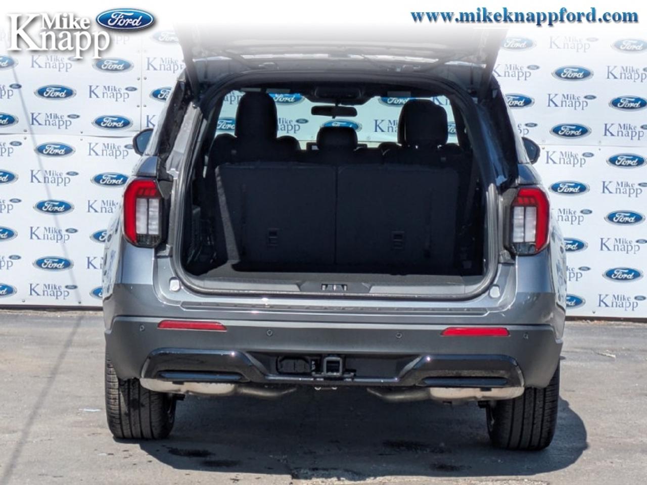 2026 Ford Explorer ST-Line Photo