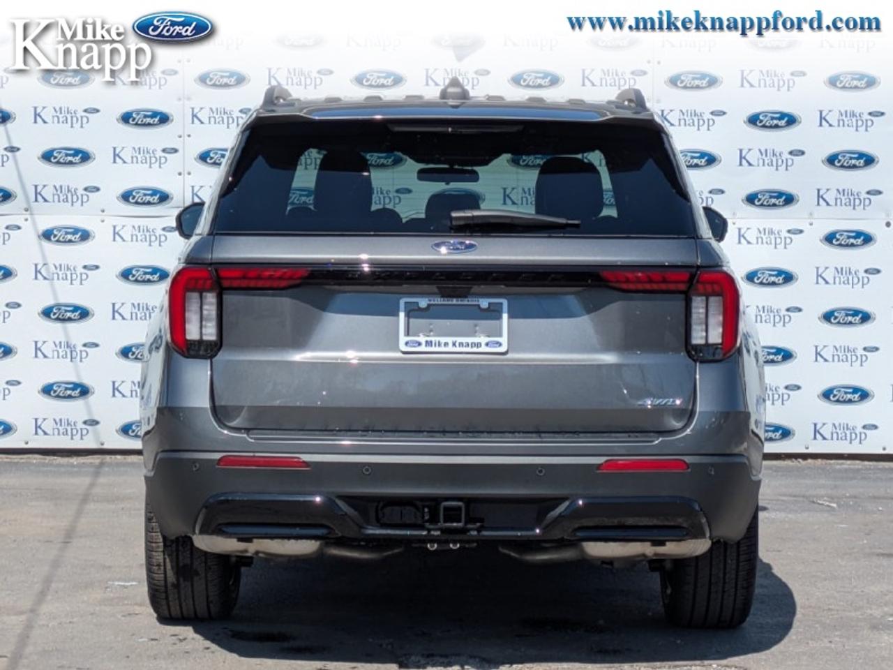 2026 Ford Explorer ST-Line Photo