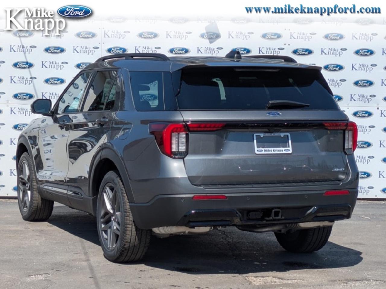 2026 Ford Explorer ST-Line Photo
