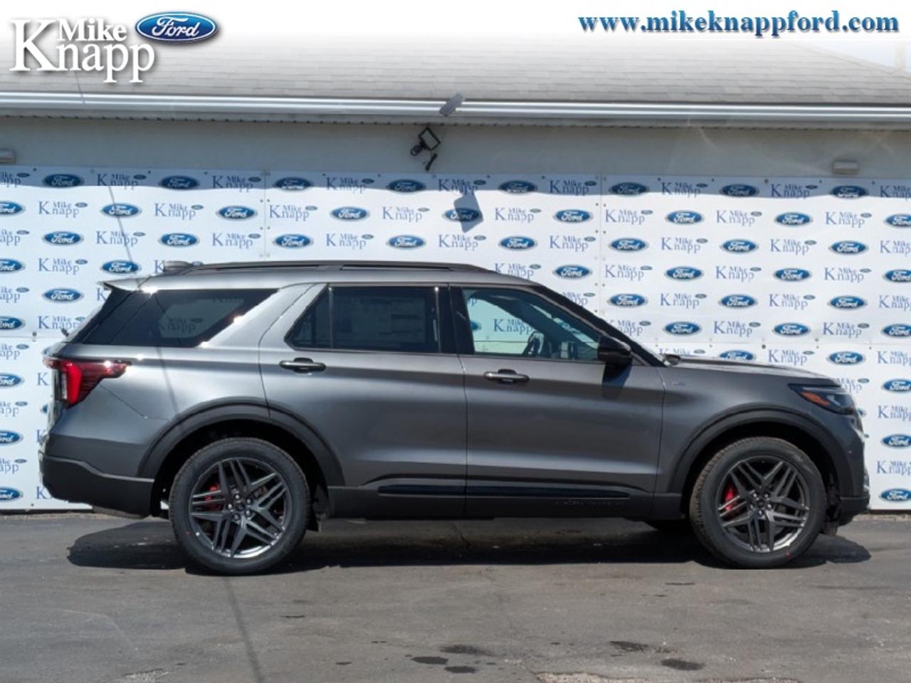 2026 Ford Explorer ST-Line Photo