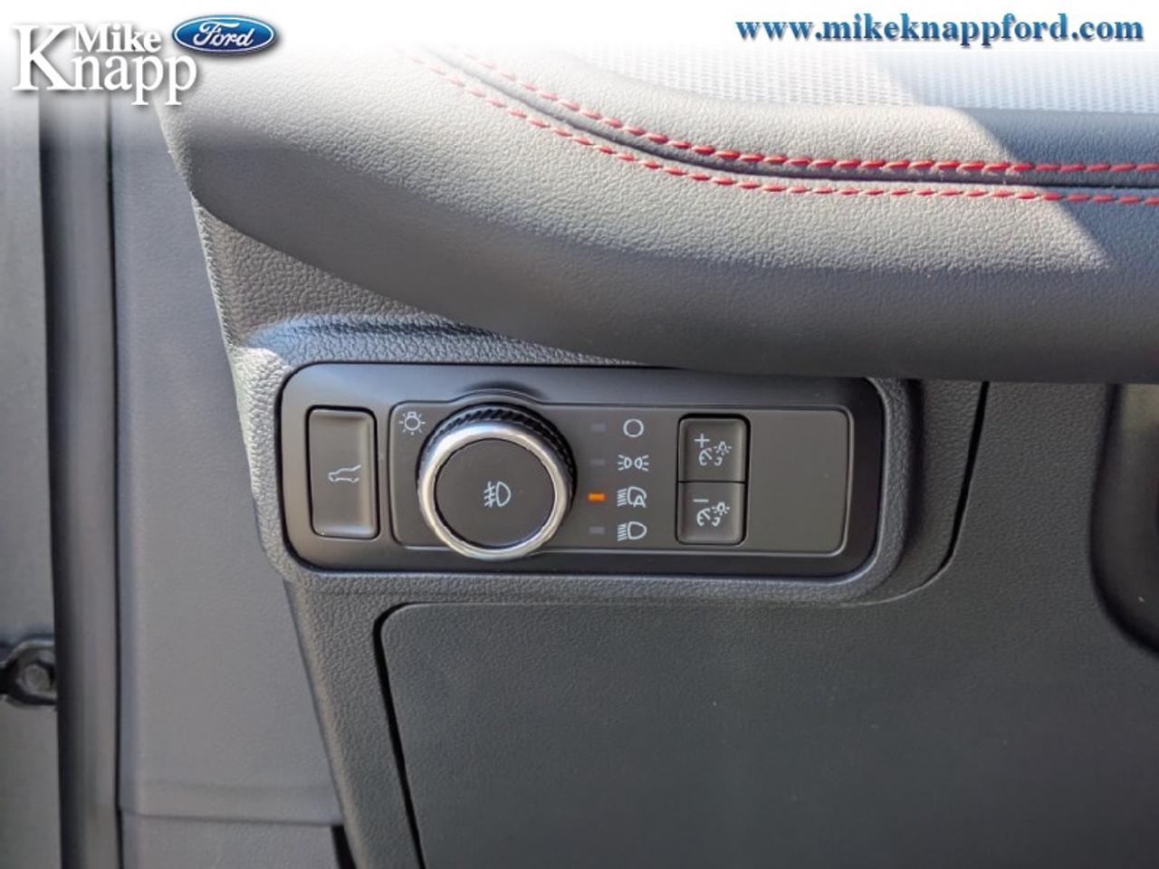 2026 Ford Explorer ST-Line Photo