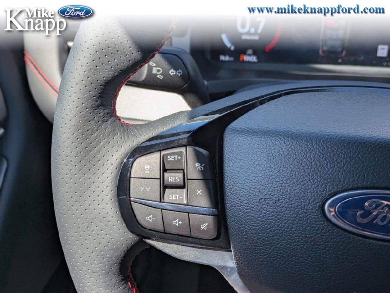 2026 Ford Explorer ST-Line Photo