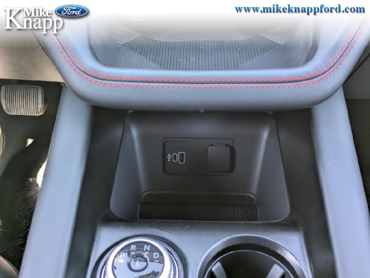 2026 Ford Explorer ST-Line Photo