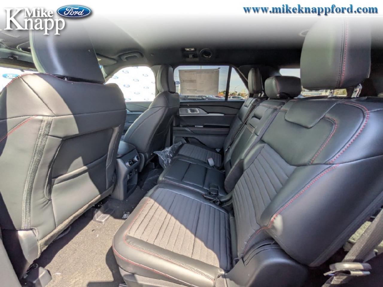 2026 Ford Explorer ST-Line Photo