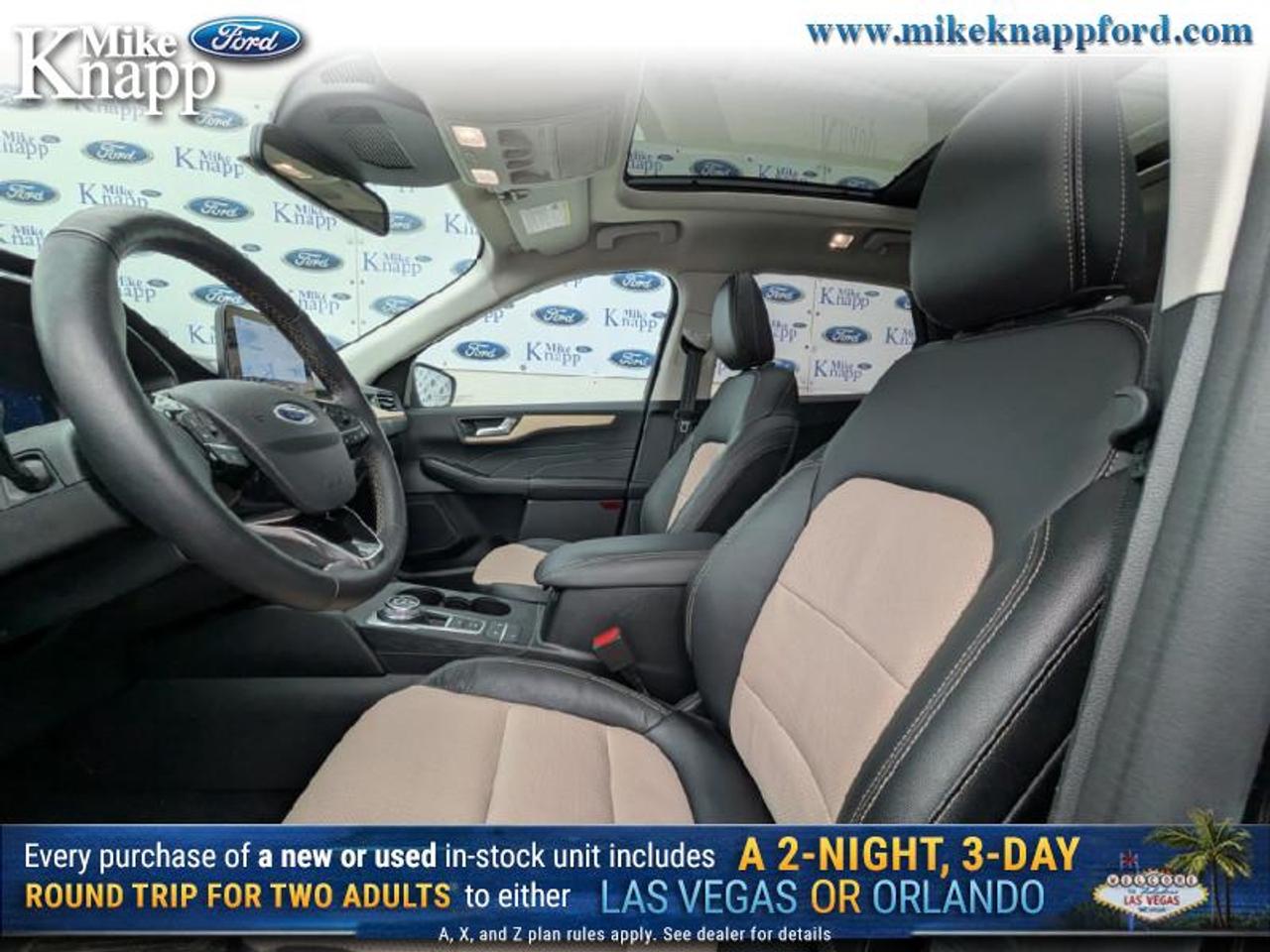 2022 Ford Escape Titanium AWD Photo
