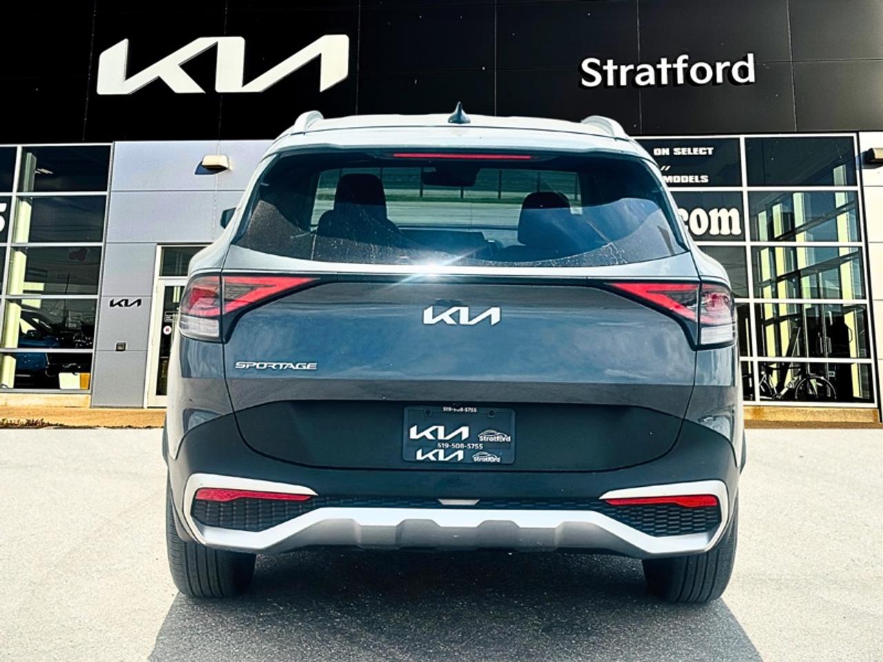 2025 Kia Sportage LX Photo3