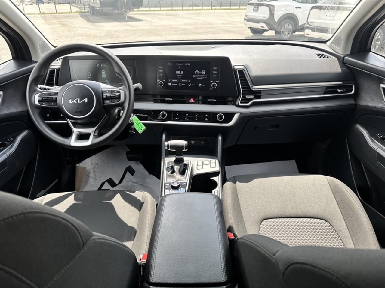 2025 Kia Sportage LX Photo