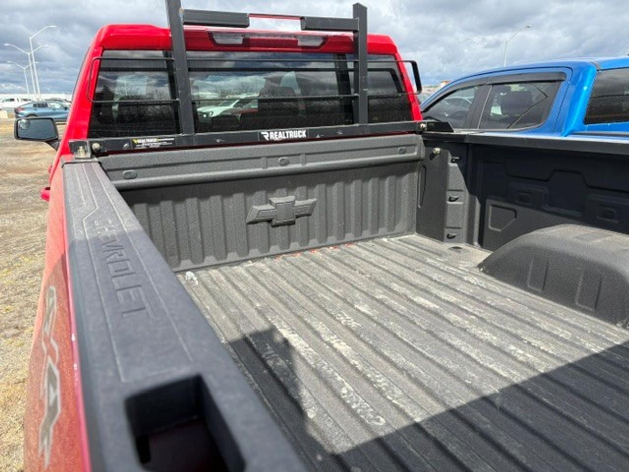 2025 Chevrolet Silverado 1500 LT Photo