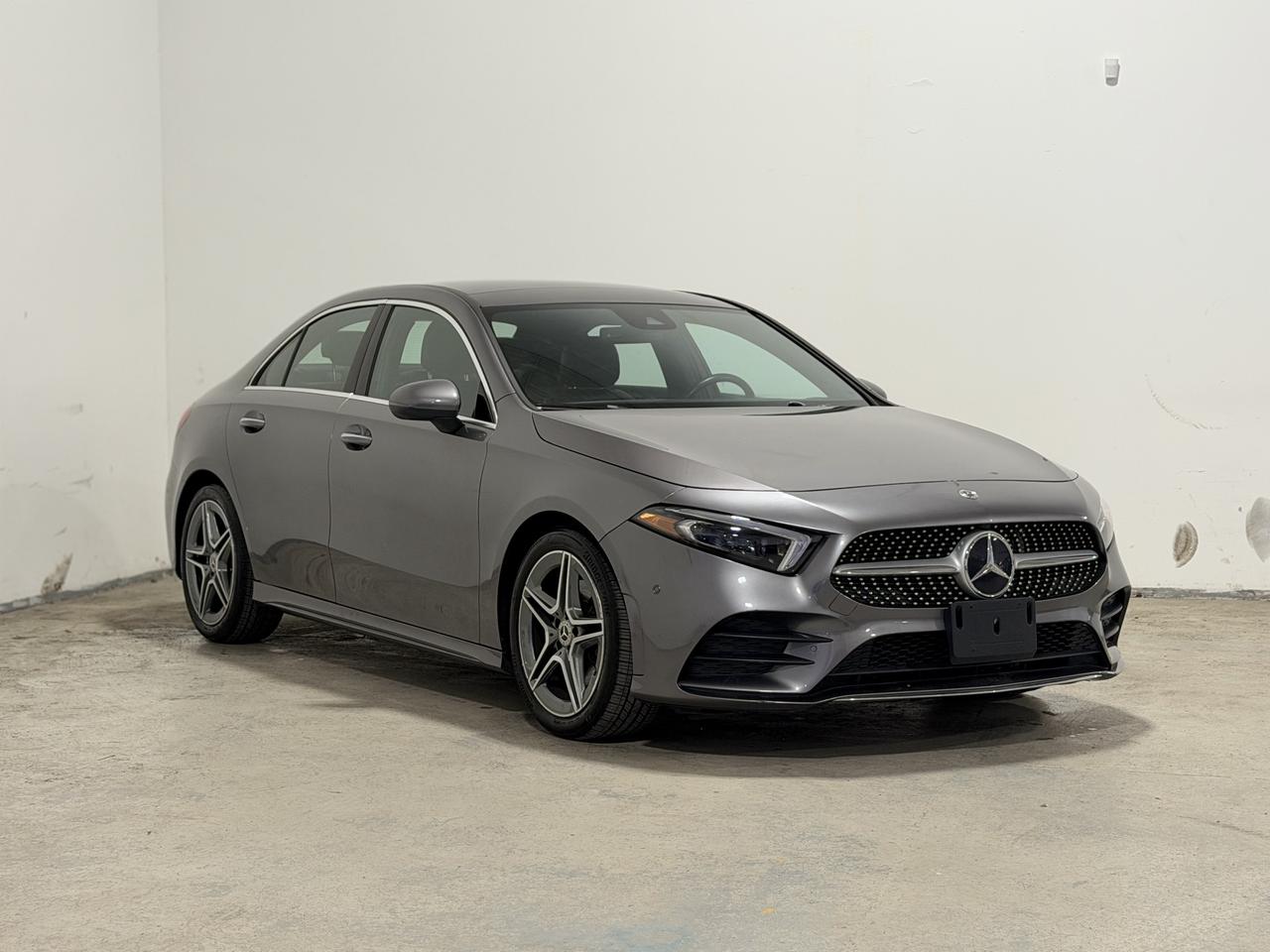 2022 Mercedes-Benz A-Class A 220 |AMG PKG | RED INT Photo2