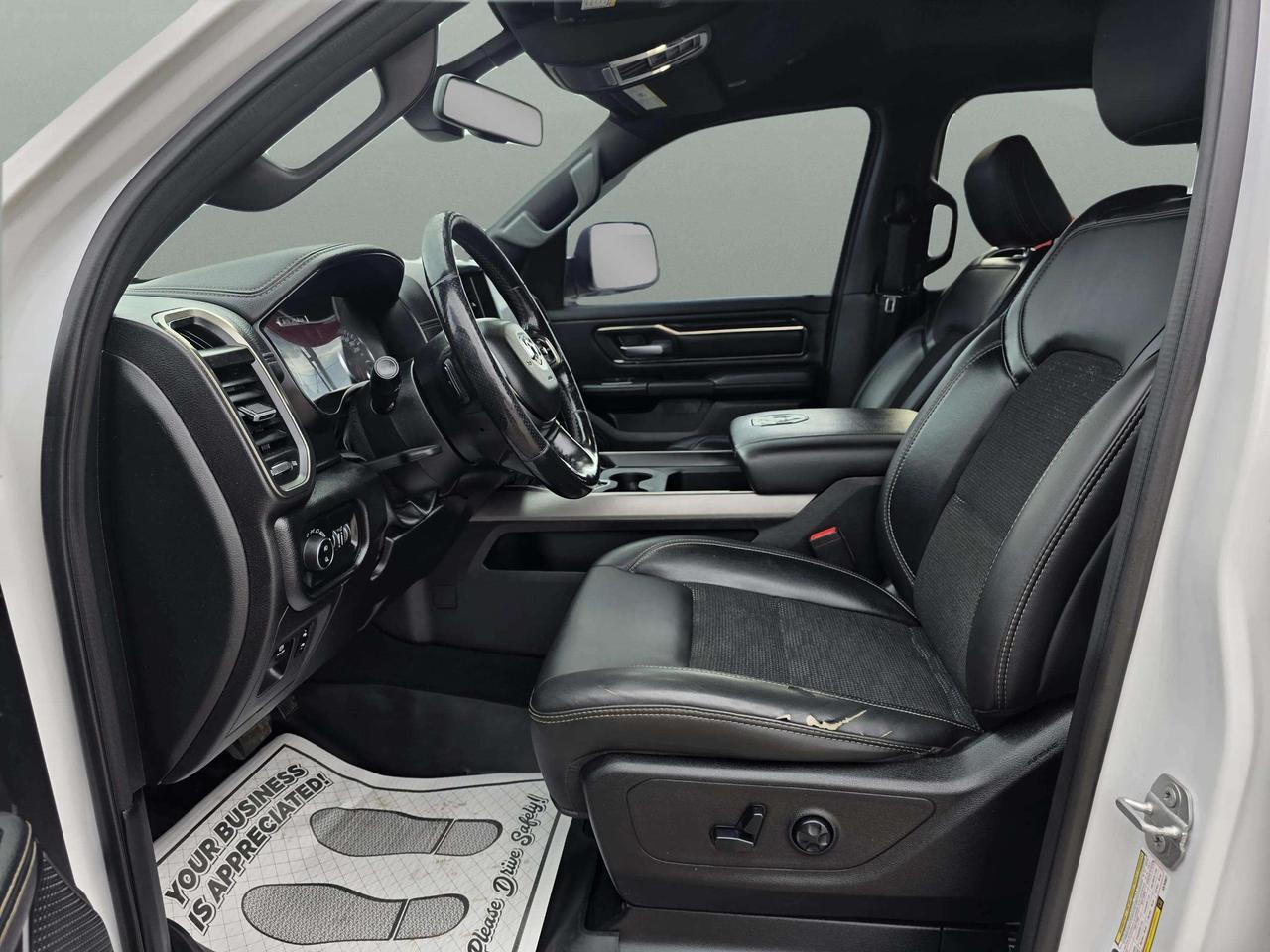 2019 RAM 1500 Sport 4x4 Crew Cab 6'4" Box Photo