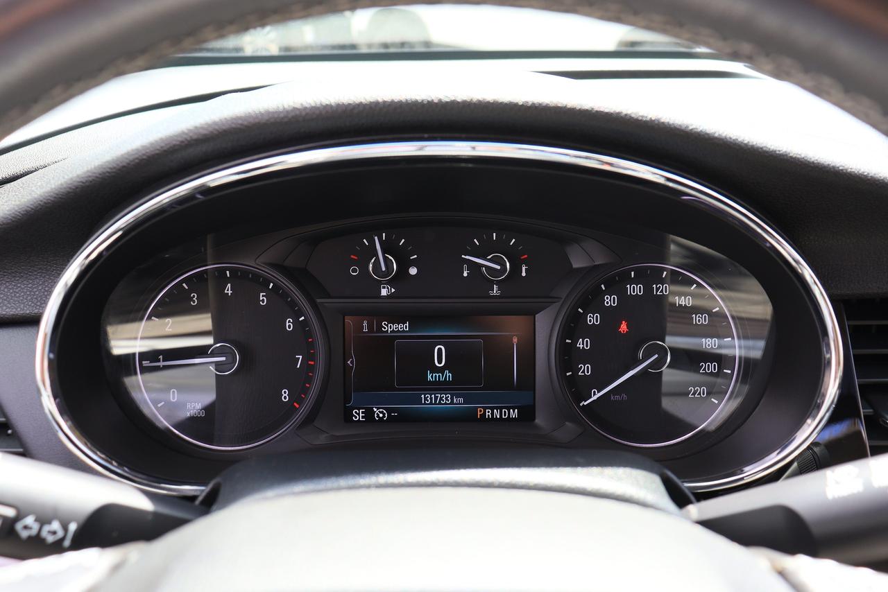 2017 Buick Encore Premium | AWD | Leather | Roof | Nav | Cam | BSM++ Photo57