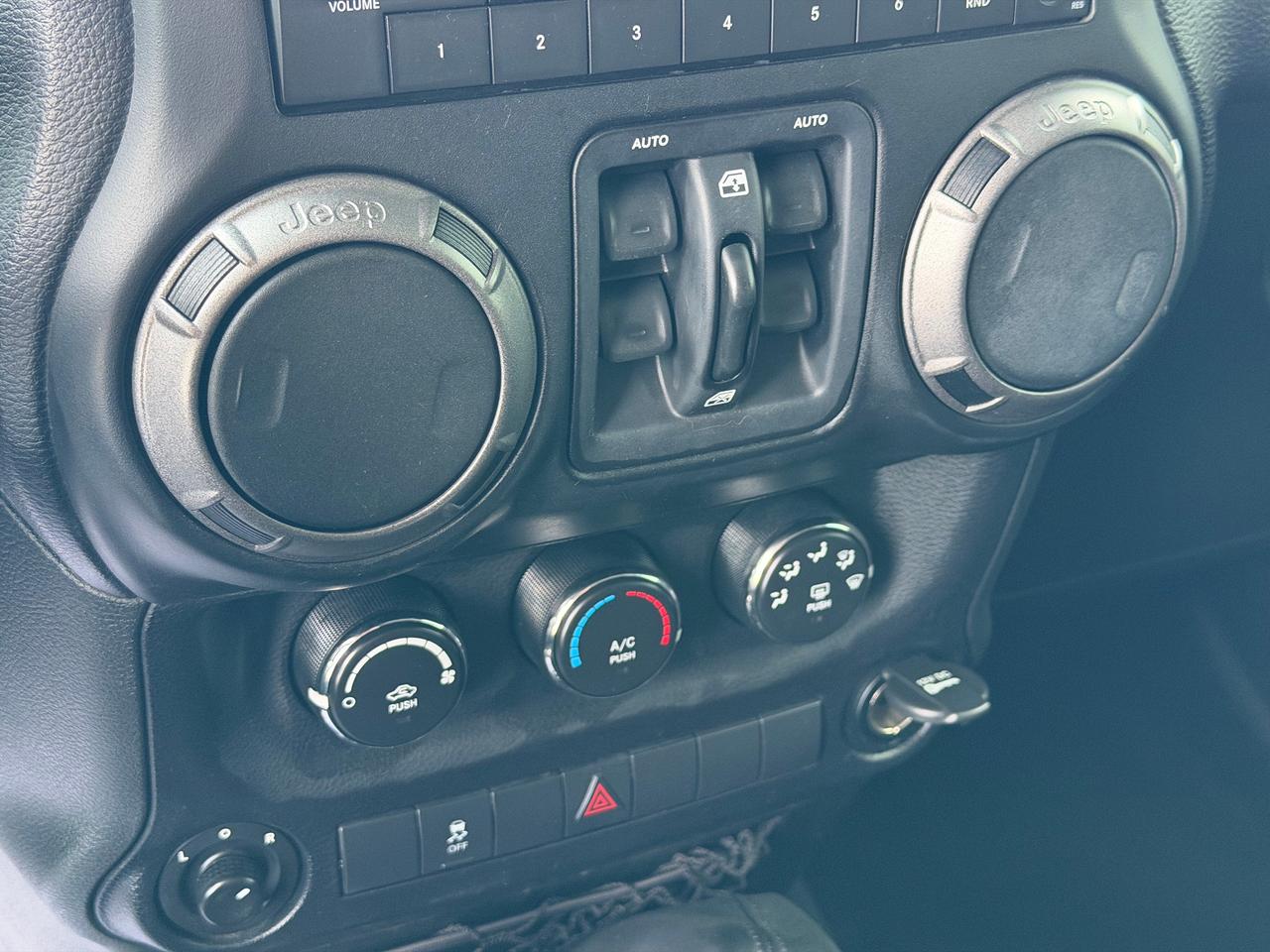 2015 Jeep Wrangler Unlimited Sport **MANUAL**ROUGH COUNTRY LIFT** Photo