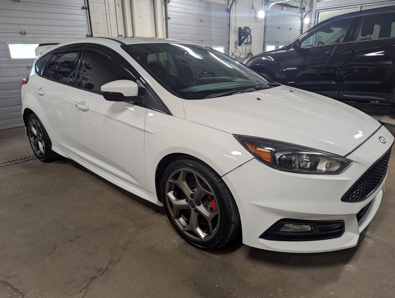 2016 Ford Focus ST SELLING AS IS/AS TRADED!! Photo