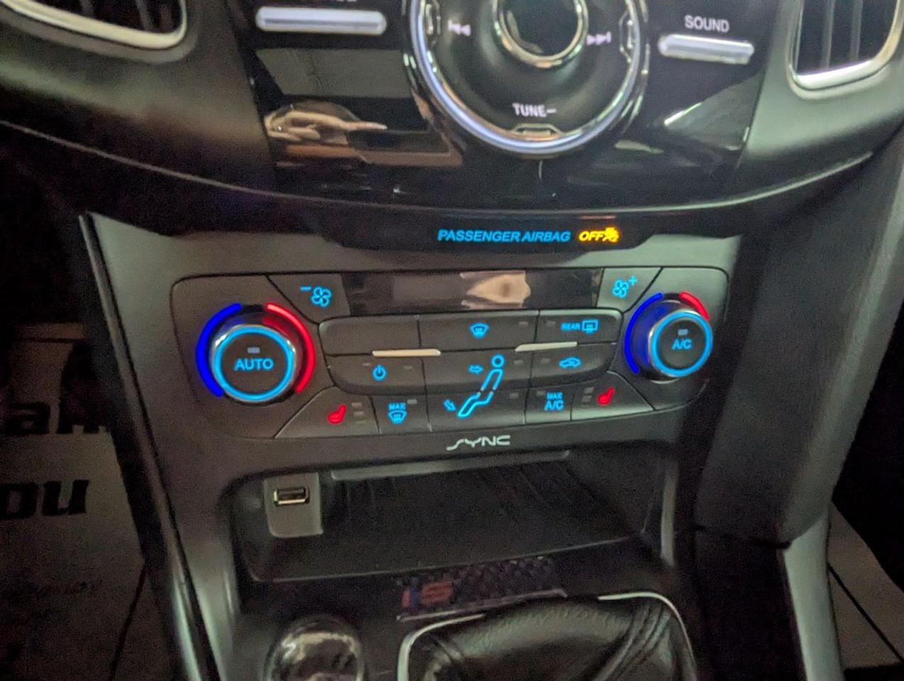 2016 Ford Focus ST SELLING AS IS/AS TRADED!! Photo