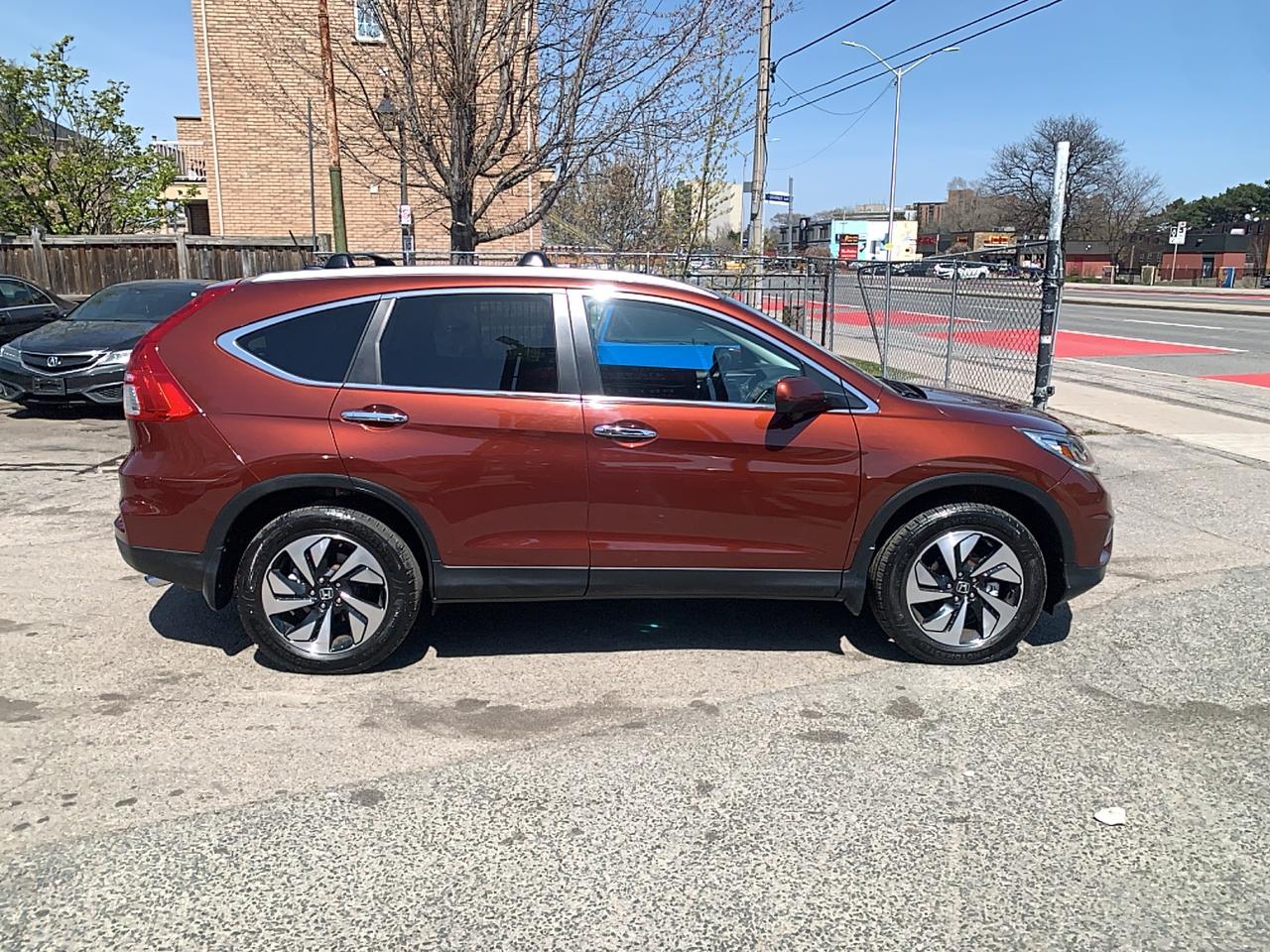 2015 Honda CR-V TOURING/ LEATHER/ ROOF /NAVI/ REAR CAM /MINT/ A/C Photo